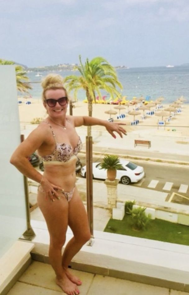 "Jealous, Girls": 51-Year-Old Woman Showed How She Changed Her Body In Six Months